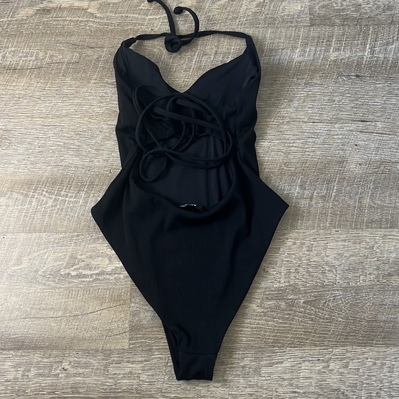AQUA Swim Black One Piece Bathing Suite Size S - Picture 4 of 5